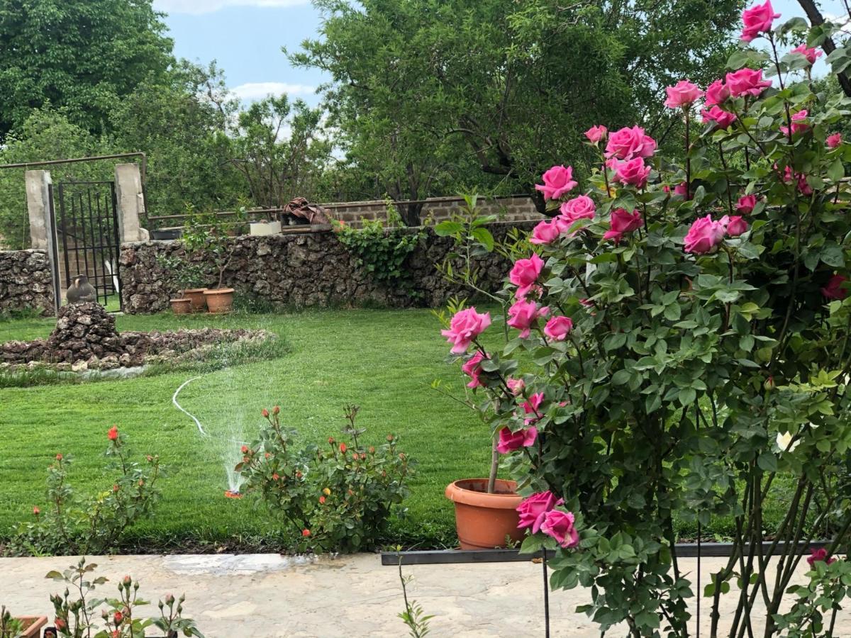 Chez Yvette Bed & Breakfast Garni Екстериор снимка
