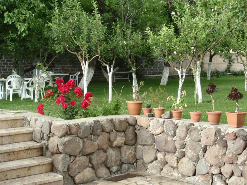 Chez Yvette Bed & Breakfast Garni Екстериор снимка