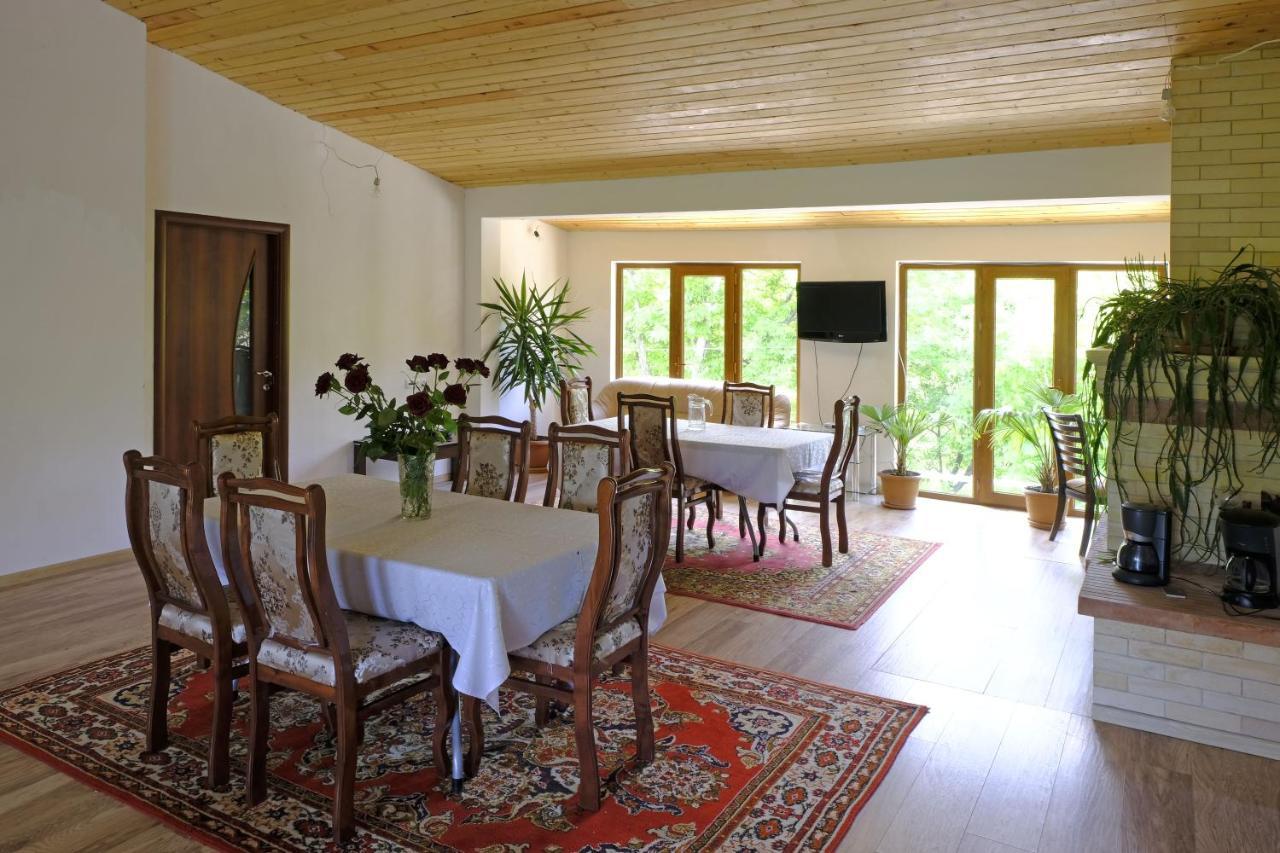 Chez Yvette Bed & Breakfast Garni Екстериор снимка